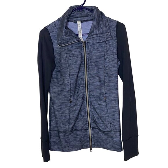 lululemon athletica Jackets & Blazers - LULULEMON Devine Zip Strech Jacket Womens size 4 Black